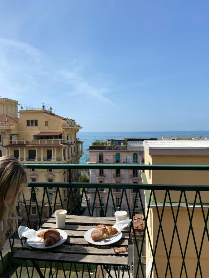 Marchesa Lulu Hotel Салерно Екстериор снимка