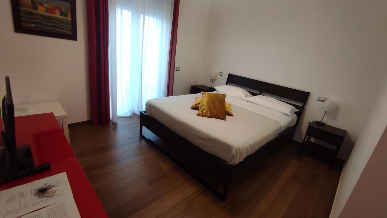 Marchesa Lulu Hotel Салерно Екстериор снимка