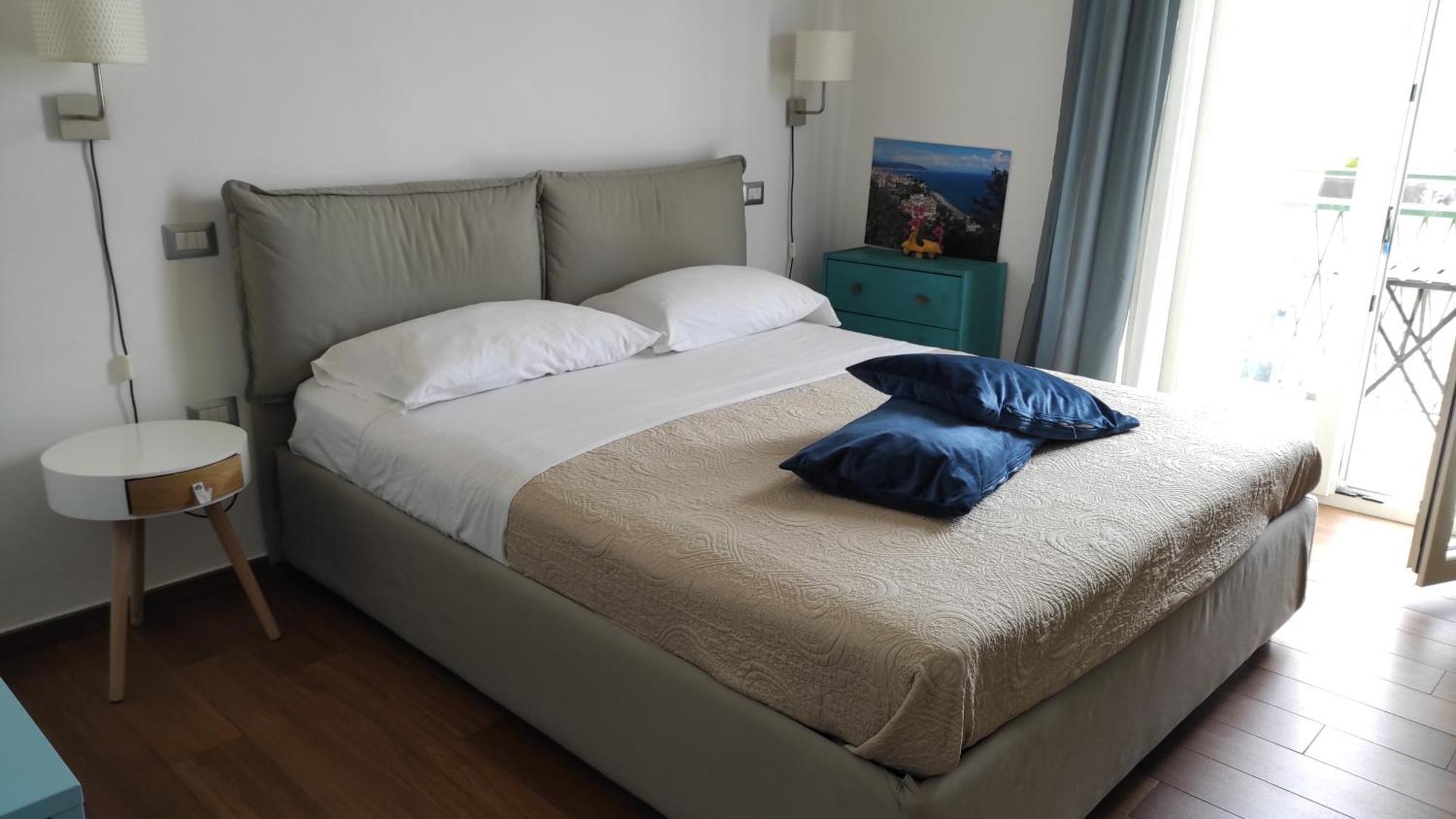 Marchesa Lulu Hotel Салерно Екстериор снимка